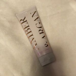 Bath & Body works AMBER & ARGAN body cream